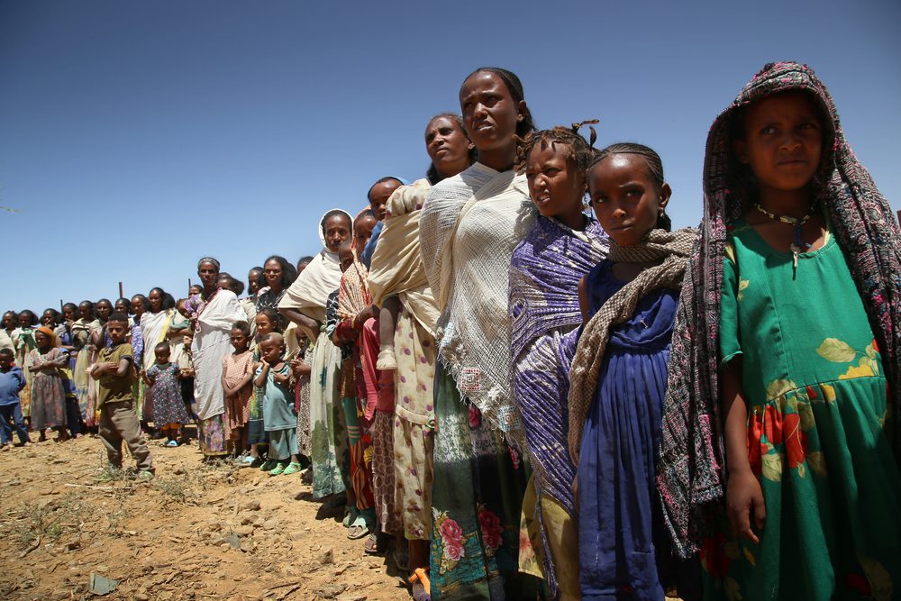 Población en Tigray, Etiopía, siendo atendida por MSF