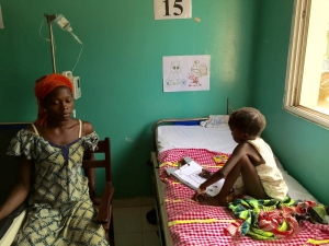 Paediatric care in national hospital in Bissau