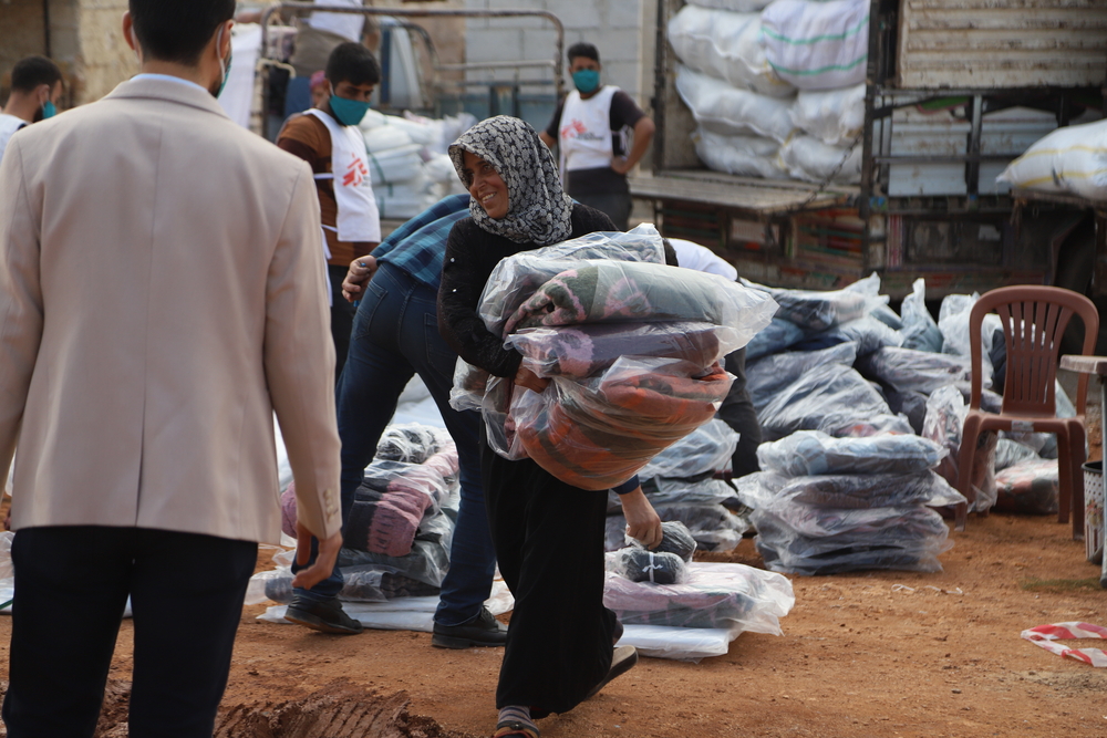 Northwest Syria: Displaced people prepare for another harsh winter