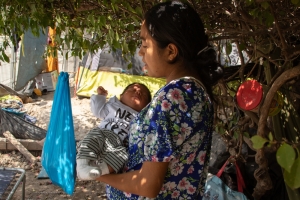 Asylum seekers trapped in Mexico