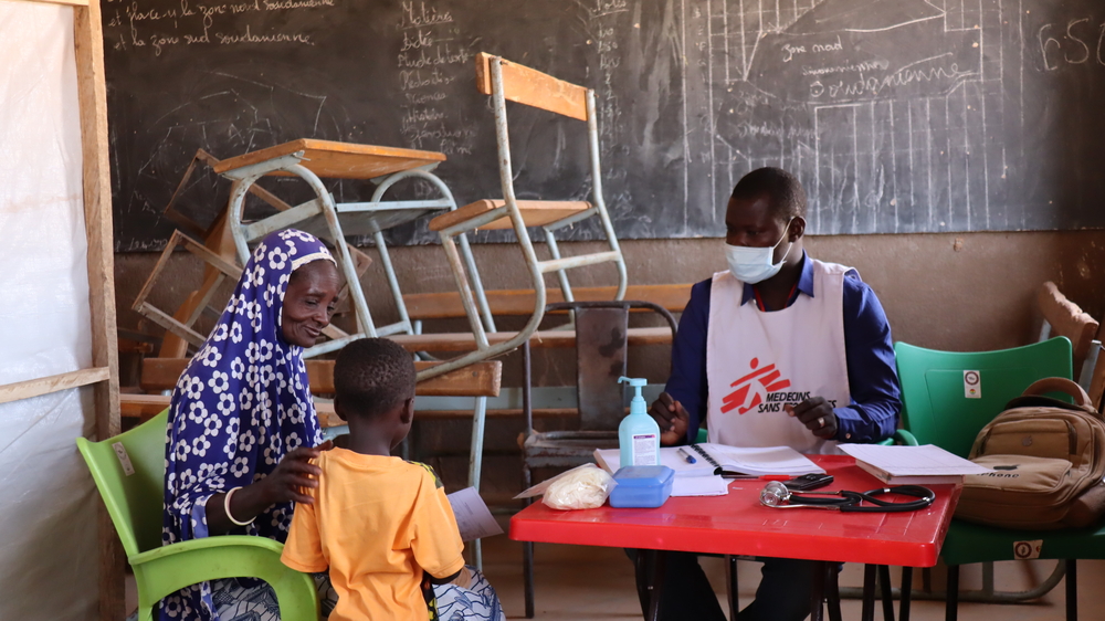 Mobile clinic in villages around Titao