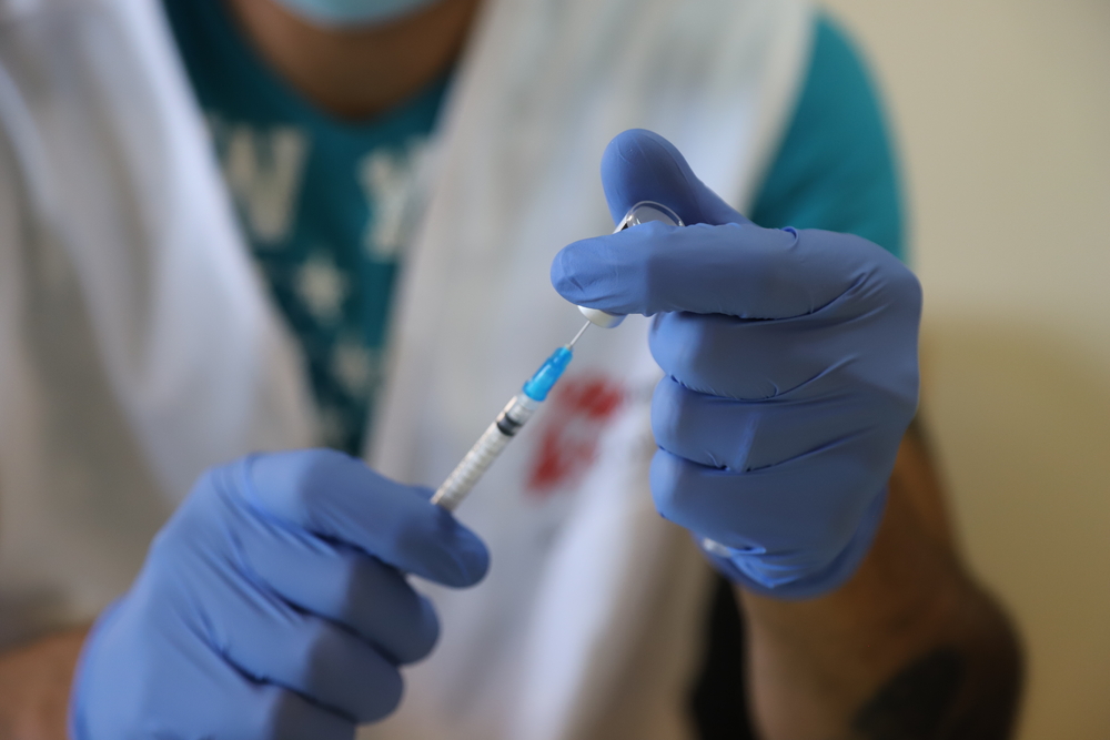 Tackling COVID-19 in Lebanon, through prevention and vaccination