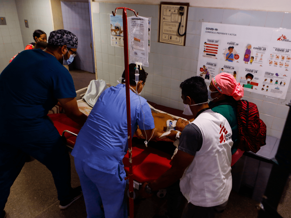 Los equipos de MSF y del Hospital José Gregorio Hernández de Tumeremo