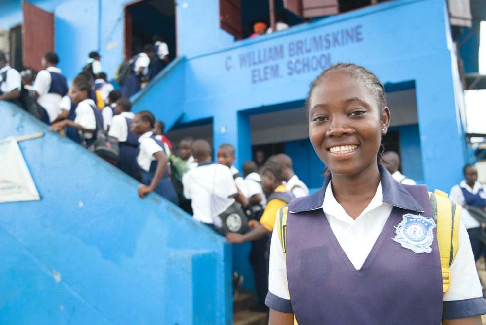 Mary es una estudiante que vive con epilepsia y recibe tratamiento por parte de MSF y el Ministerio de Salud de Liberia