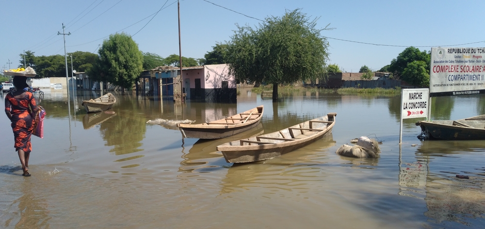 Clínica móvil de MSF en el campo para la población desplazada de Guilmey