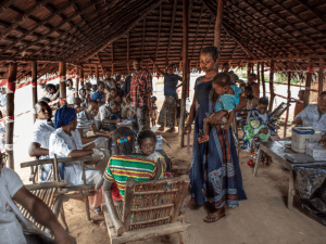 MSF cuenta con 5 equipos de emergencia para responder a los diversos brotes de sarampión en RDC