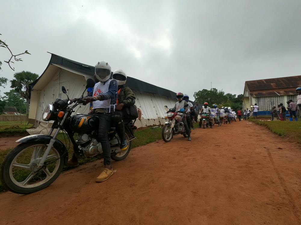 MSF cuenta con 5 equipos de emergencia para responder a los diversos brotes de sarampión en RDC