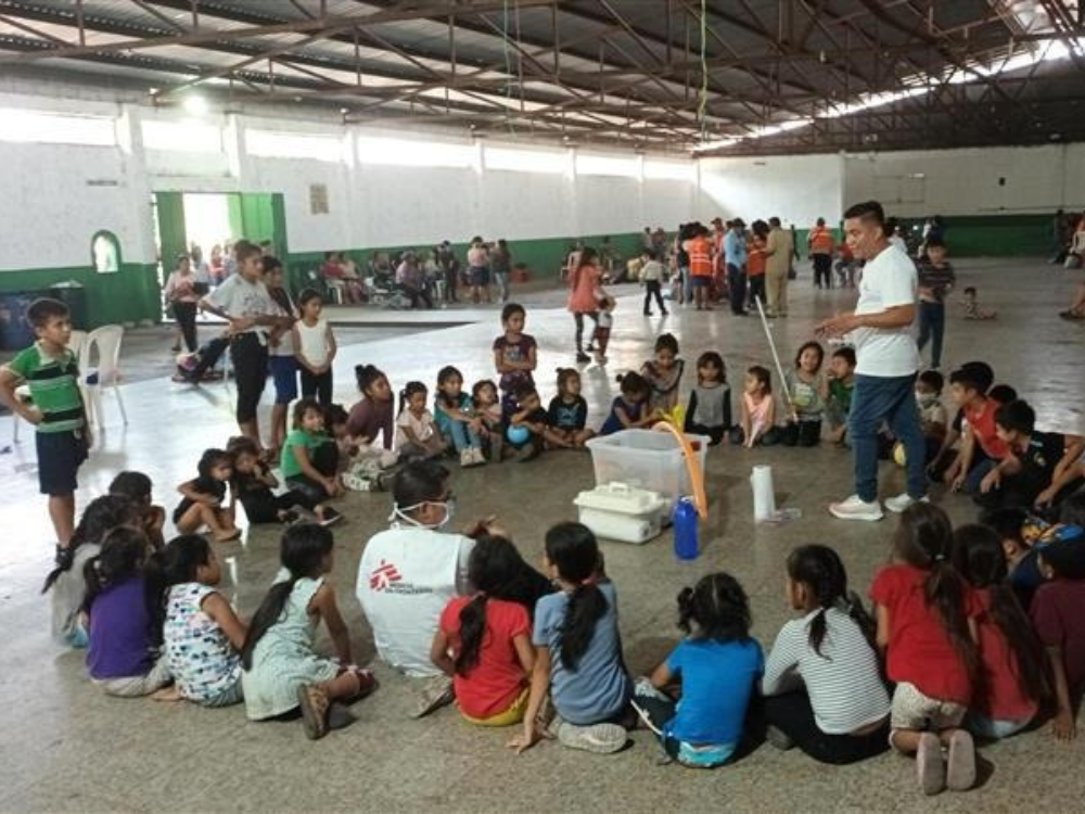 MSF brinda servicios médicos a las personas afectadas por la erupción del volcán de Fuego