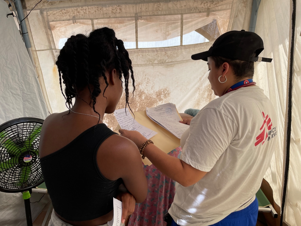 MSF brinda atención a cientos de migrantes llegan a los centros de acogida tras atravesar la selva del Darién