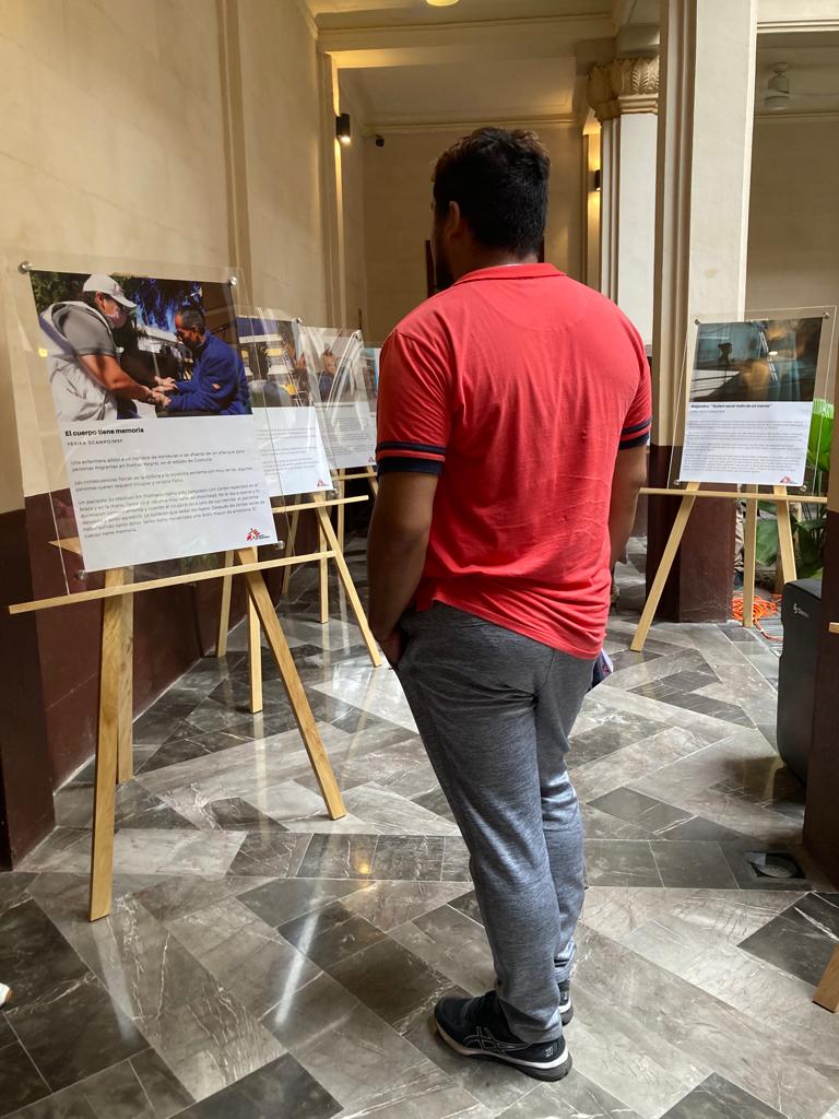 Exposición de Médicos Sin Fronteras en Tapachula