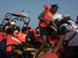 Cinco ONG denunciamos ante la Comisión Europea la ley italiana que restringe las actividades de búsqueda y salvamento en el mar de los buques humanitarios