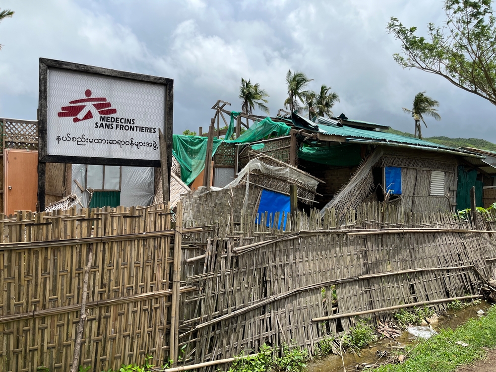 Clínica de MSF en Myanmar, después del paso del ciclón Mocha