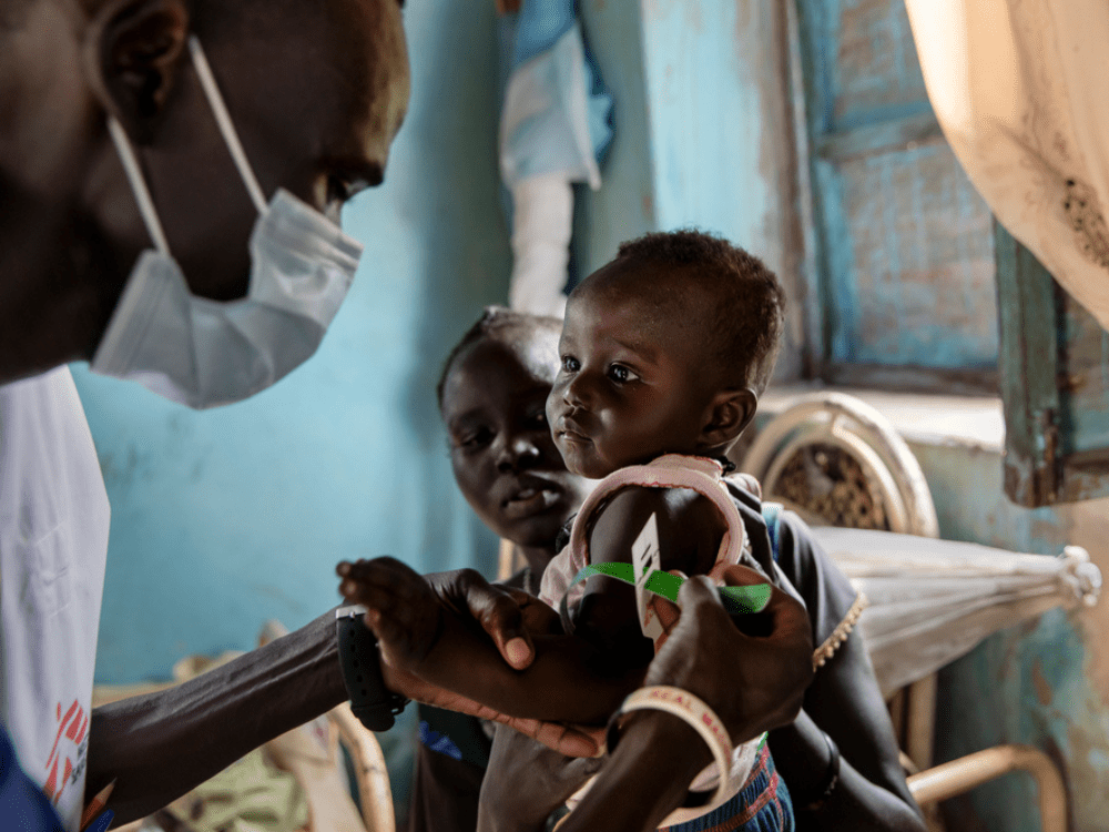 En un informe, MSF reporta que cobertura sanitaria hoy en día no está ni cerca de ser universal