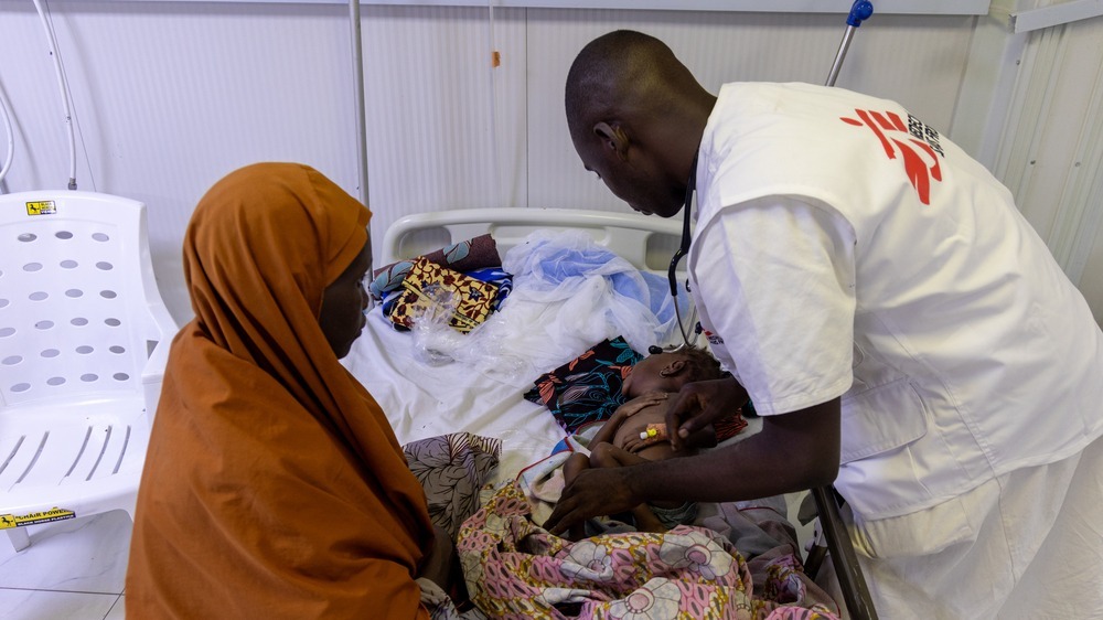 MSF gestiona un proyecto en Maiduguri, Nigeria, sobre desnutrición.