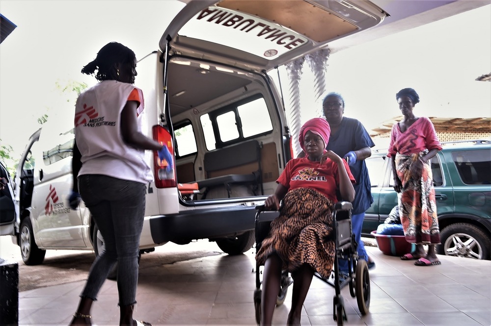 MSF ayuda con el acceso a la atención de salud materna en Sierra Leona