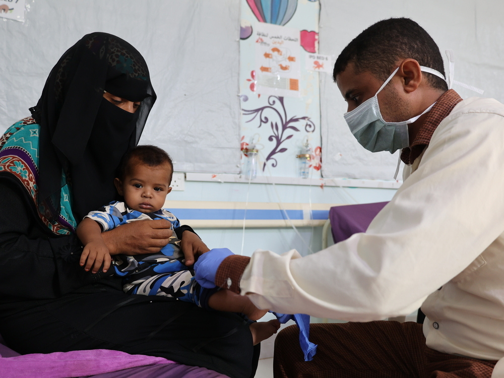 MSF brinda servicios pediátricos en el Hospital Materno Infantil Al-Qanawis, Yemen