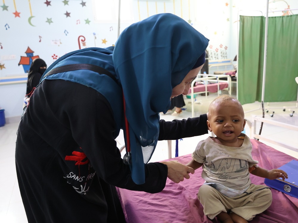 MSF brinda servicios pediátricos en el Hospital Materno Infantil Al-Qanawis, Yemen