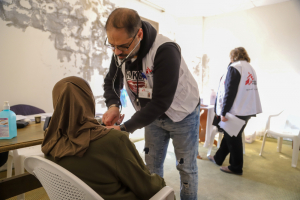 MSF brindamos atención a la población desplazada del sur de Líbano