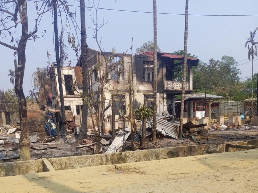 En MSF estamos preocupados por el incendio a nuestra oficina y farmacia en Myanmar