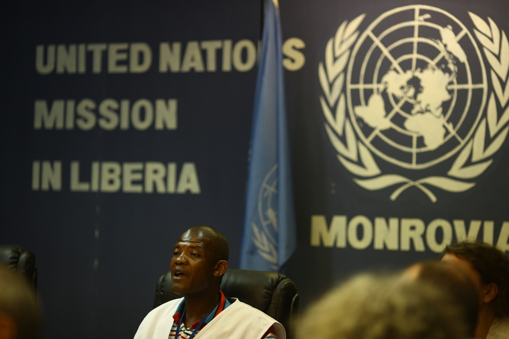Jackson Niamah, médico liberiano asistente en el Centro de Gestión del Ébola de MSF