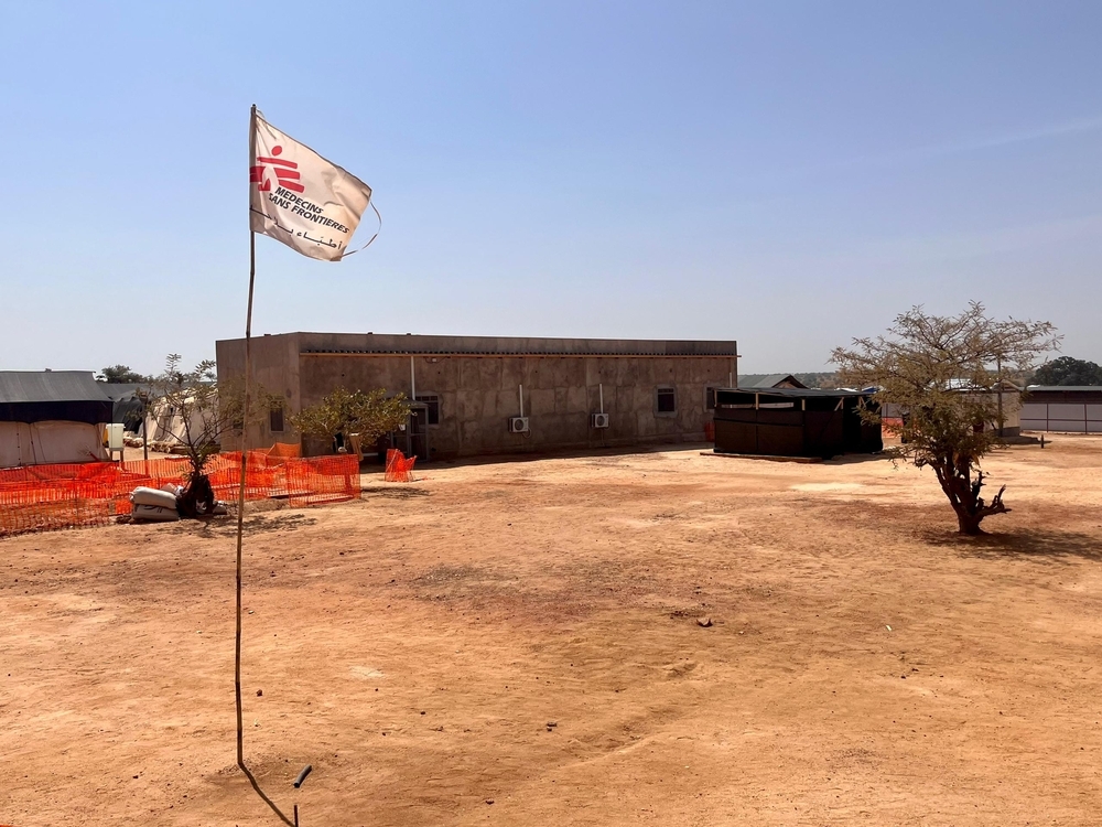 MSF prueba el uso de energía solar móvil en el campo de refugiados de Ourang, en el este de Chad