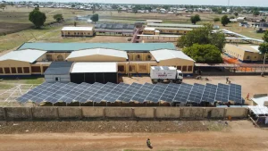 La transición de MSF a la energía solar ayudará a salvaguardar la salud y el medio ambiente.
