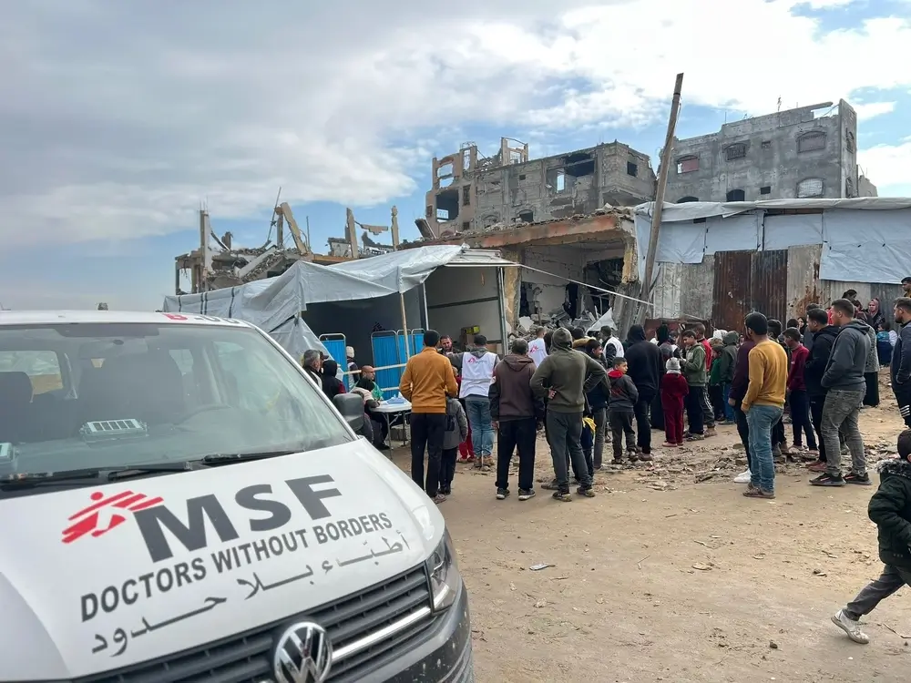 Desde el 1 de febrero, nuestros equipos apoyan a la población del norte de Gaza con clínicas móviles para brindar atención médica.