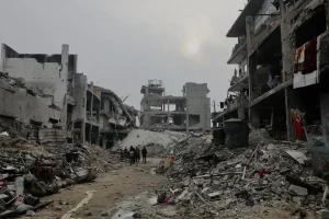 Calles y edificios destruidos en Beit Lahia, norte de Gaza, Palestina, febrero de 2025.