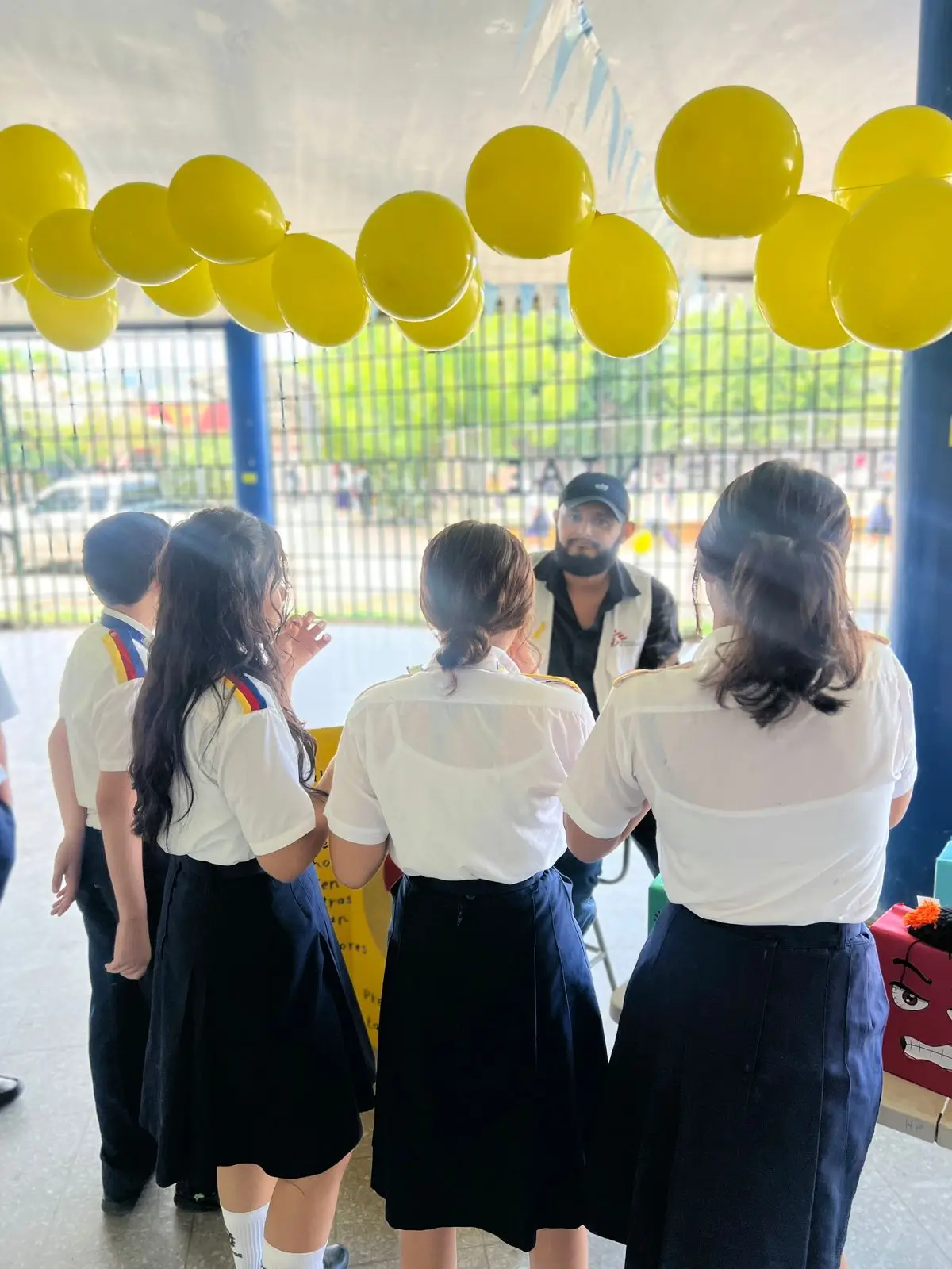 Actividades de prevención del suicidio en escuelas de Honduras