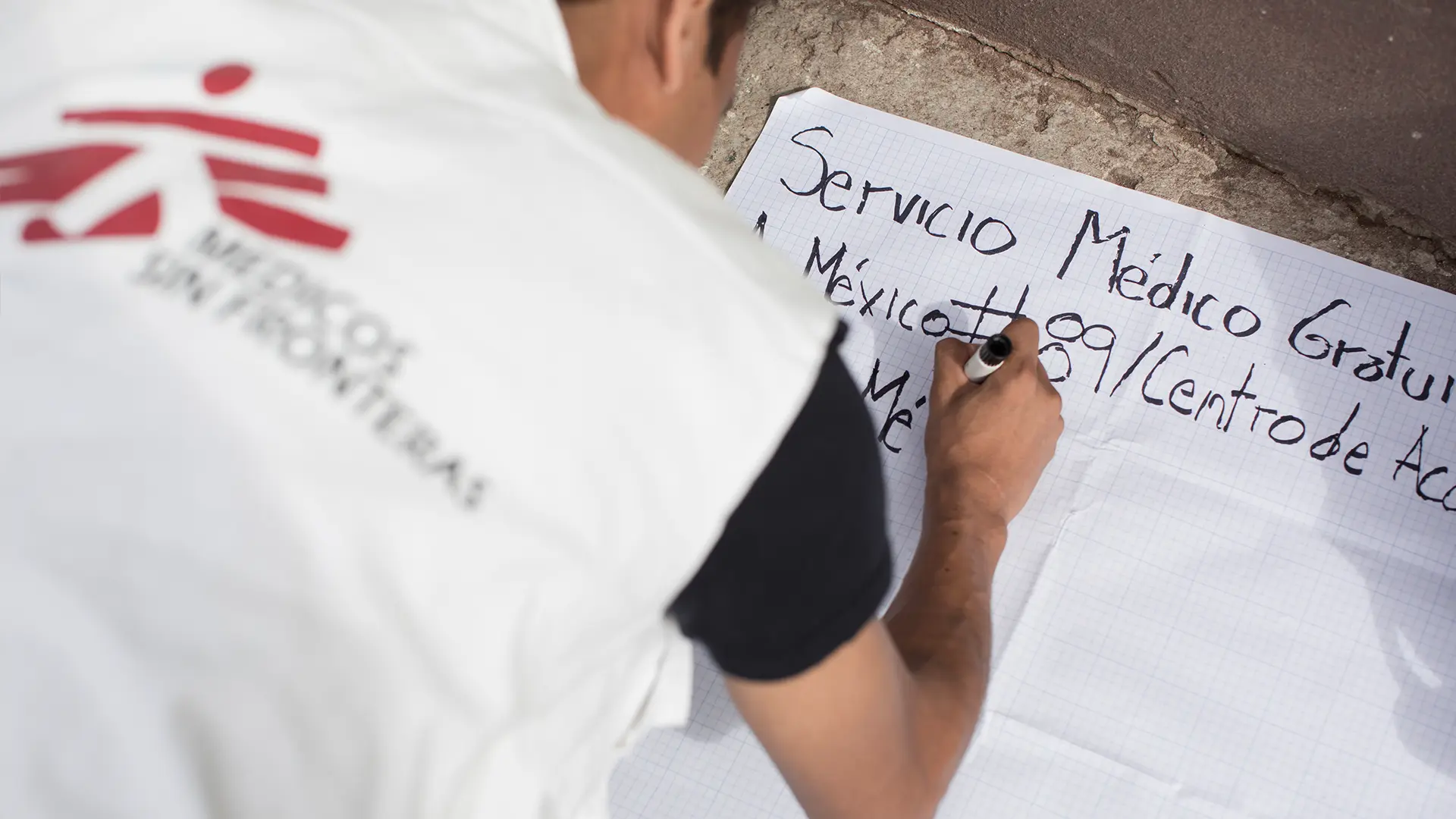 Un equipo de MSF brinda apoyo psicosocial a las personas afectadas por el terremoto en México.  2017