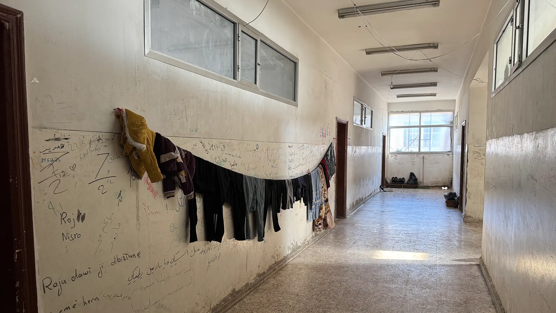 Escuelas como refugios para desplazados en Qamishli