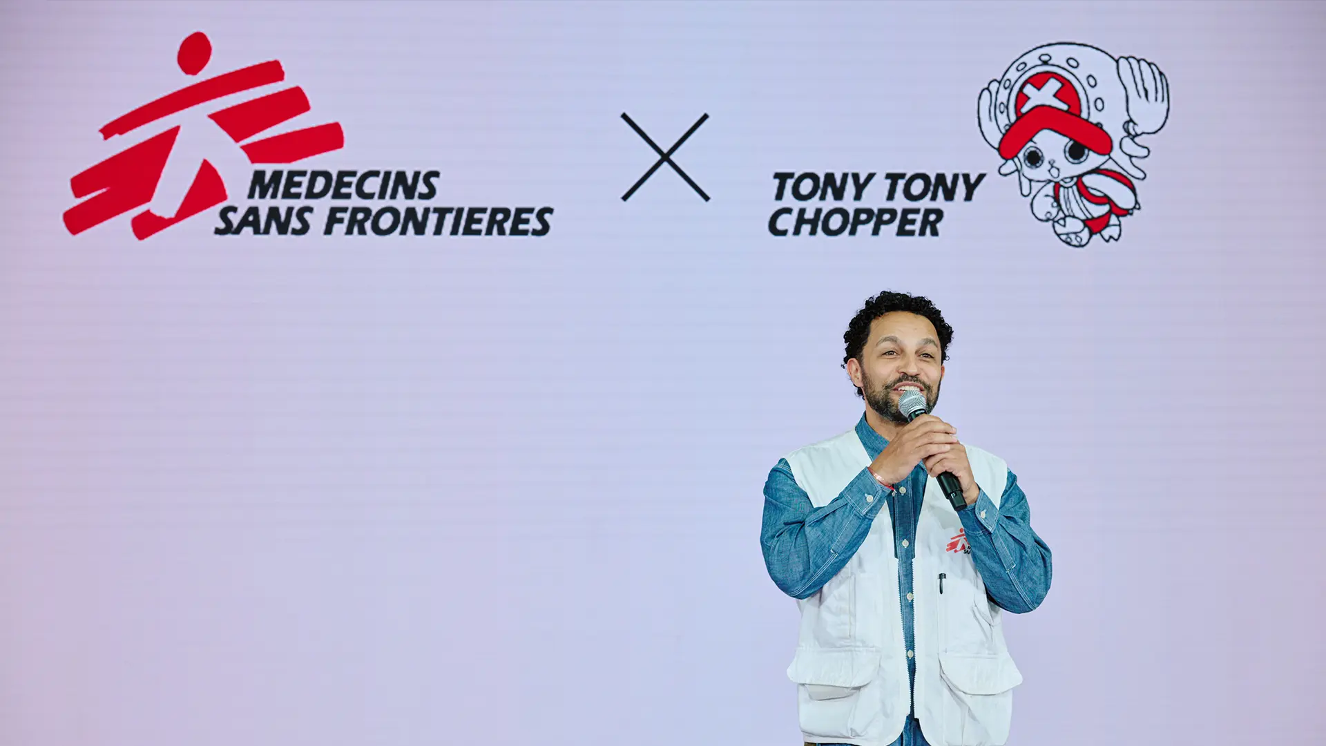 Javid Abdelmoneim, presidente internacional de MSF, en la conferencia de prensa de presentación. 