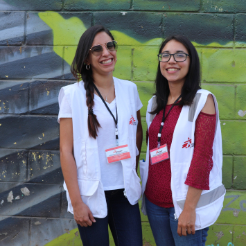 Cindy Morales y Pamela Ruiz, psicólogas de MSF en Tecún Umán, Guatemala
