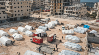 MSF distribuye artículos de primera necesidad a familias desplazadas por los terremotos en Siria y Turquía