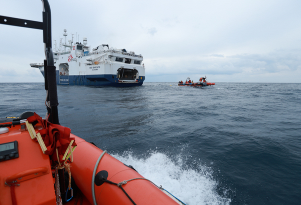 Rescate del equipo de MSf en el mar Mediterráneo a bordo del Geo Barents