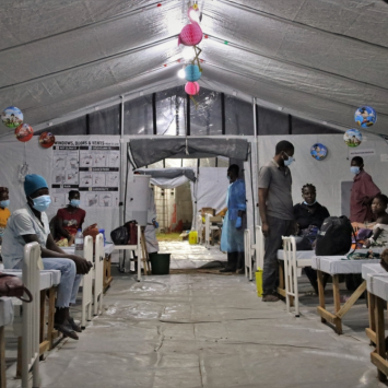 Centro de tratamiento del cólera de Médicos Sin Fronteras en Quelimane, Mozambique