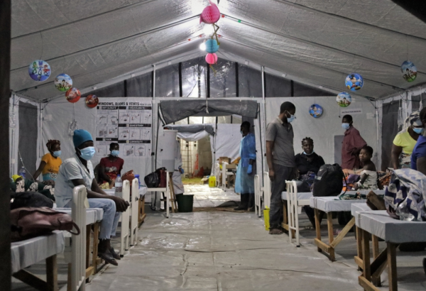 Centro de tratamiento del cólera de Médicos Sin Fronteras en Quelimane, Mozambique
