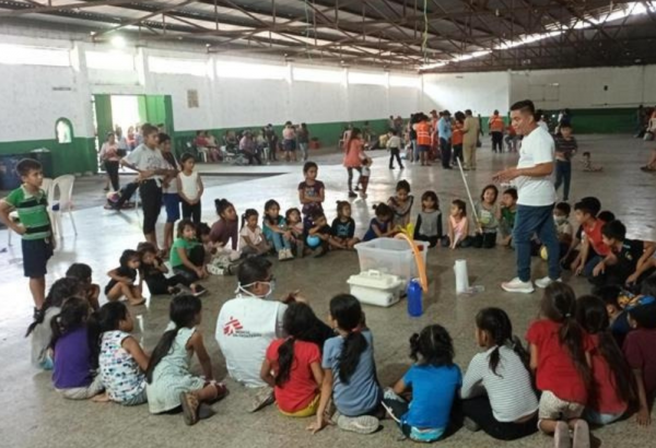 MSF brinda servicios médicos a las personas afectadas por la erupción del volcán de Fuego