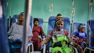 MSF trabaja para reducir la incidencia del cáncer cervicouterino en Malawi