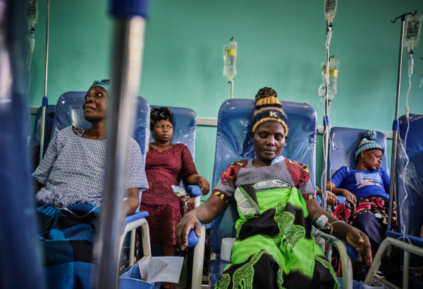 MSF trabaja para reducir la incidencia del cáncer cervicouterino en Malawi