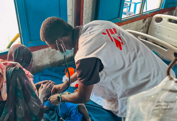 En junio, MSF comenzó a brindar atención a personas desplazadas del Nilo Azul en tres clínicas