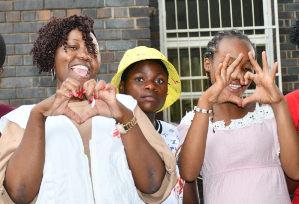 MSF pueso en marcha un proyecto de Salud Sexual y Reproductiva para Adolescentes en Mabre, Zimbabue