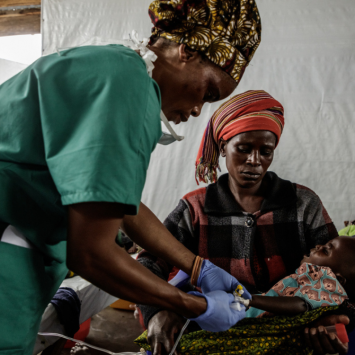 MSF brinda atención a pacientes de cólera en Munigi