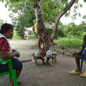 MSF y el Ministerio de Salud de Liberia brindan tratamiento a las personas con epilepsia.