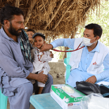 MSF brinda asistencia sanitaria en Pakistán, tras las inundaciones