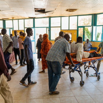 El equipo de cirugía de MSF responde a las necesidades por el conflicto en Sudán