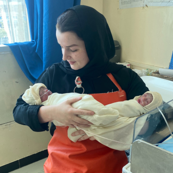 MSF brinda atención materno infantil en el Hospital Taiz Houban en Yemen
