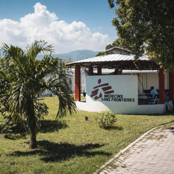 MSF retoma actividades en Hospital de Tabarre, Haití