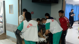 Equipo de MSF en el hospital de Al Shifa