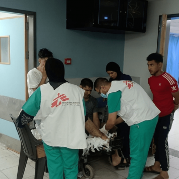 Equipo de MSF en el hospital de Al Shifa